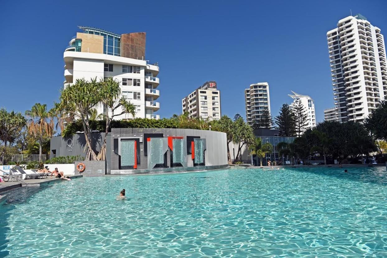 Serain Residences On 9 Hamilton Avenue Gold Coast Eksteriør bilde
