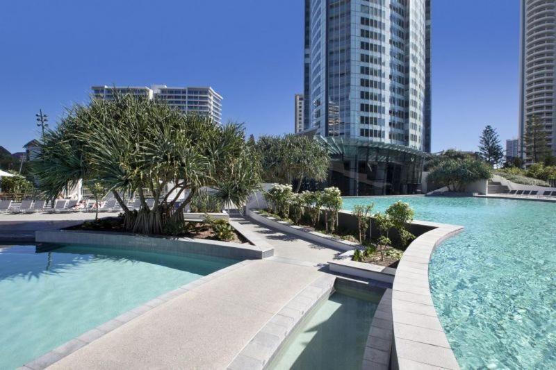 Serain Residences On 9 Hamilton Avenue Gold Coast Eksteriør bilde