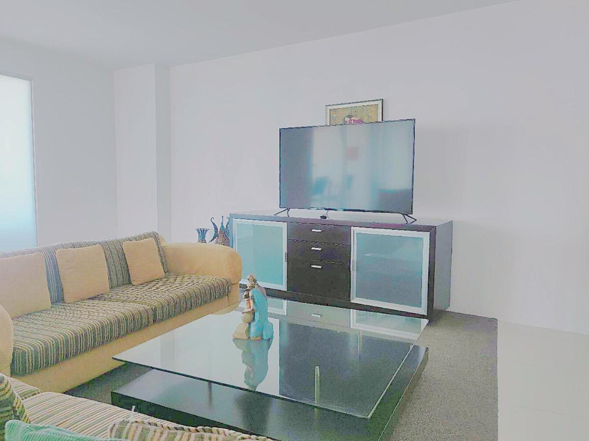 Serain Residences On 9 Hamilton Avenue Gold Coast Eksteriør bilde