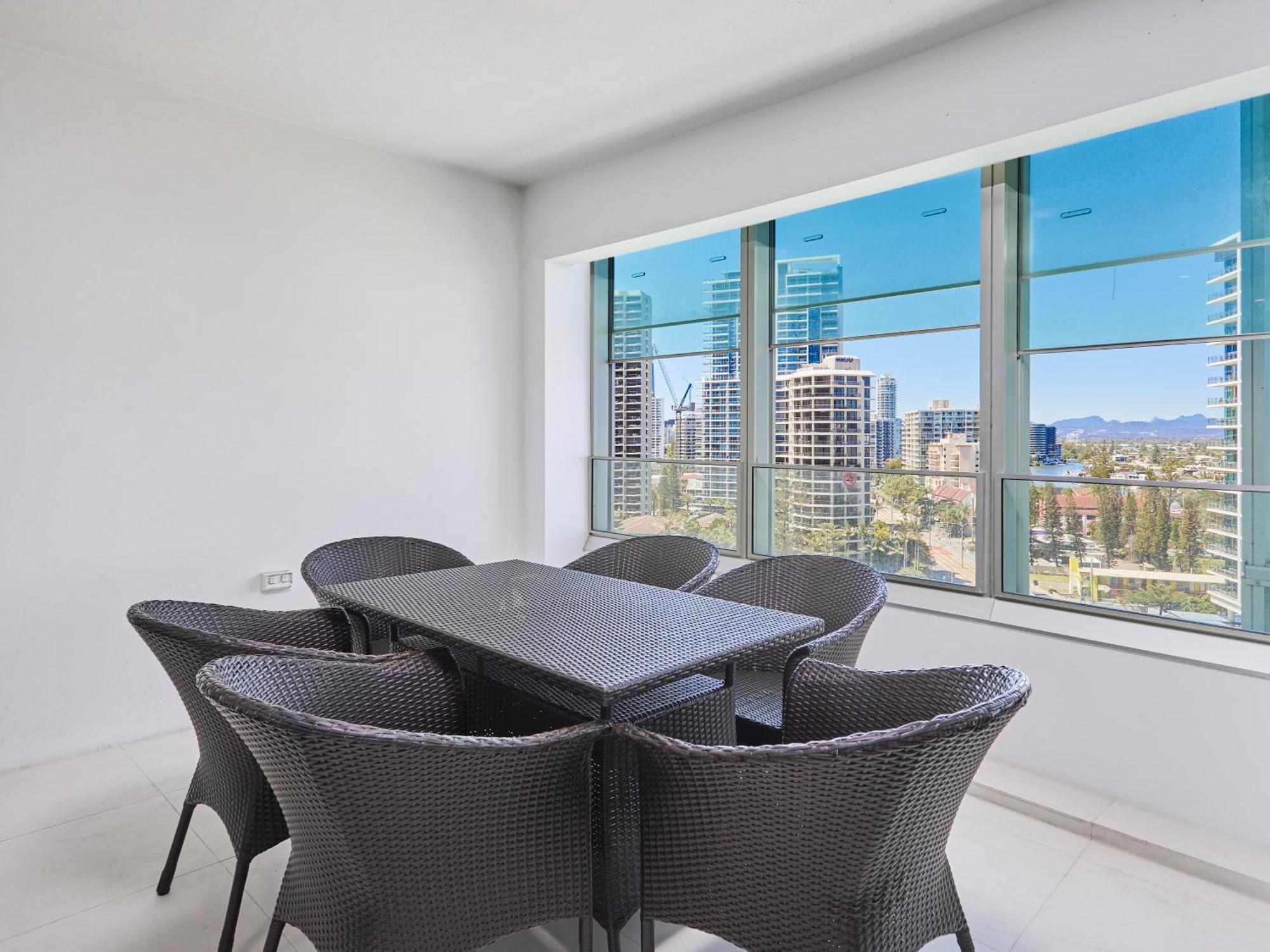 Serain Residences On 9 Hamilton Avenue Gold Coast Eksteriør bilde