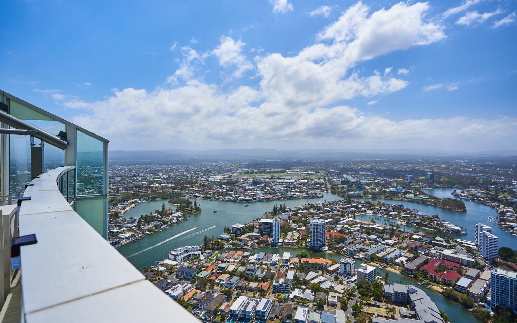 Serain Residences On 9 Hamilton Avenue Gold Coast Eksteriør bilde