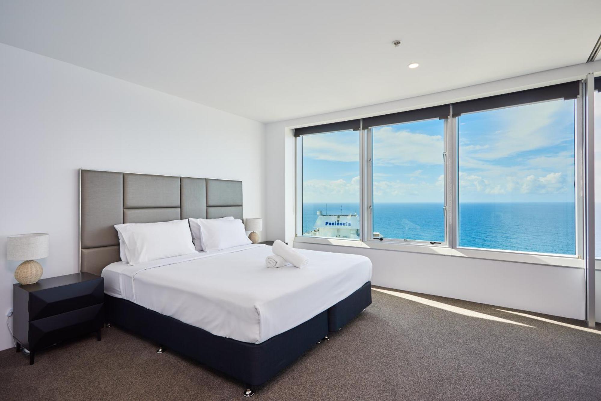Serain Residences On 9 Hamilton Avenue Gold Coast Eksteriør bilde