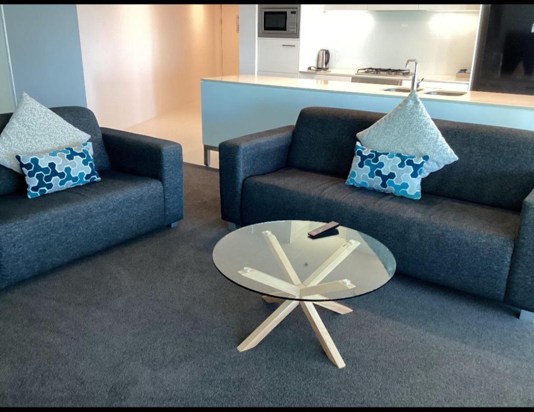 Serain Residences On 9 Hamilton Avenue Gold Coast Eksteriør bilde